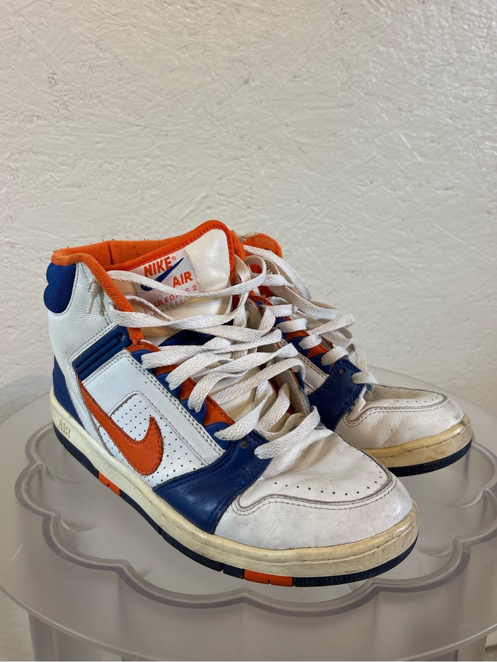 Vintage 90s New York Knicks Nike High-Top Sneakers in White, Orange & Blue